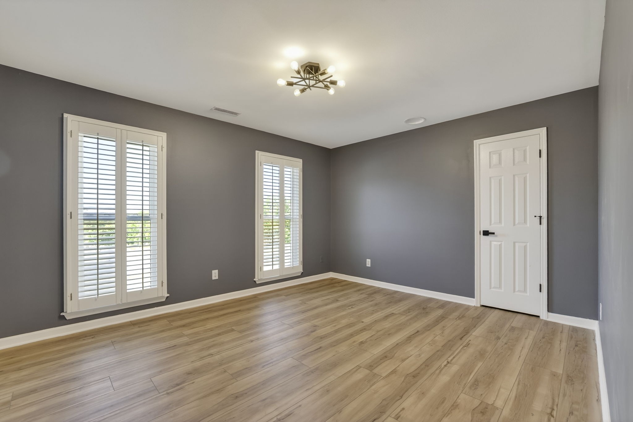 209 Barrington Ct, W Franklin TN 37067
