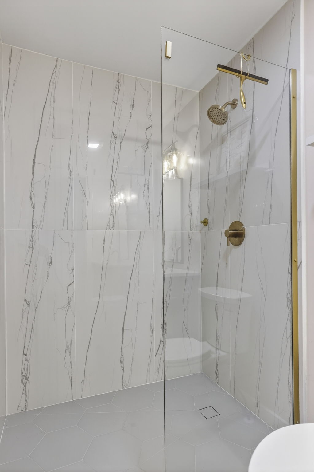 209 Barrington Ct, W Franklin TN 37067