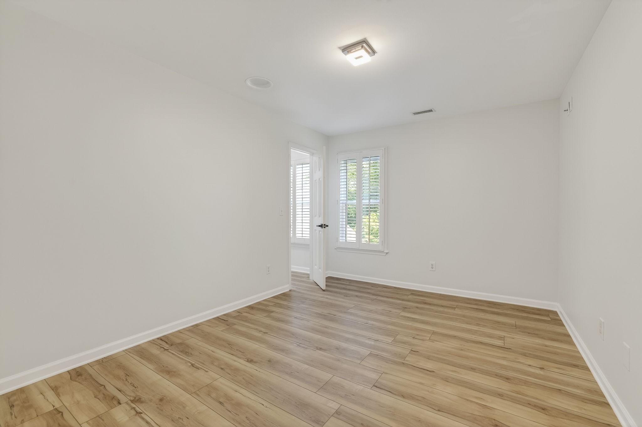 209 Barrington Ct, W Franklin TN 37067