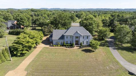 209 Barrington Ct, W Franklin TN 37067