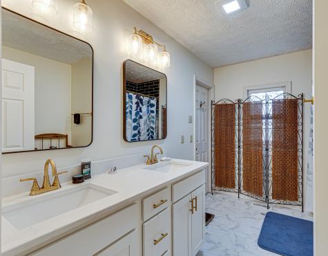 206 W Marthona Road Madison TN 37115