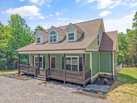 1925 Harbor Lane Dandridge TN 37725