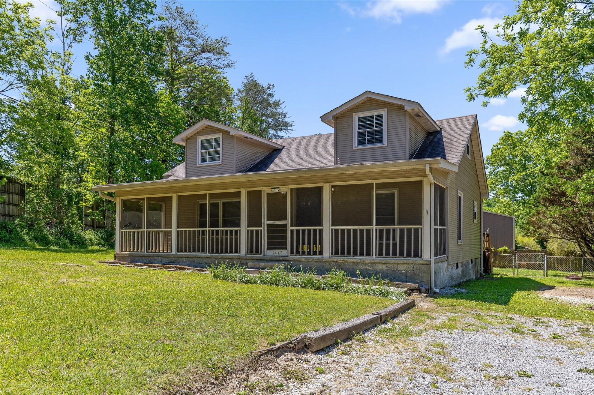 1827 Bollinger Road Signal Mountain TN 37377