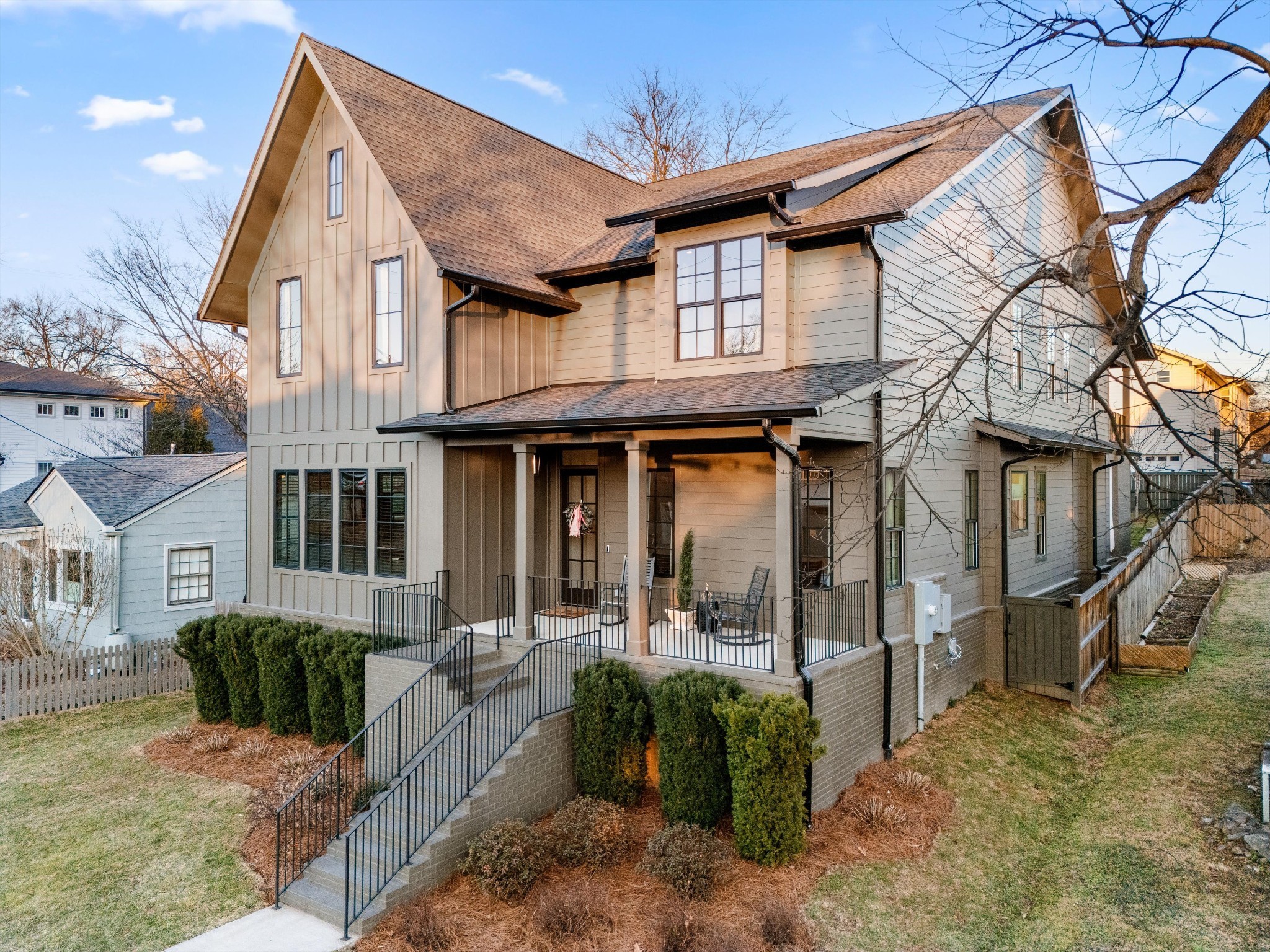 122 38th Ave, N Nashville TN 37209