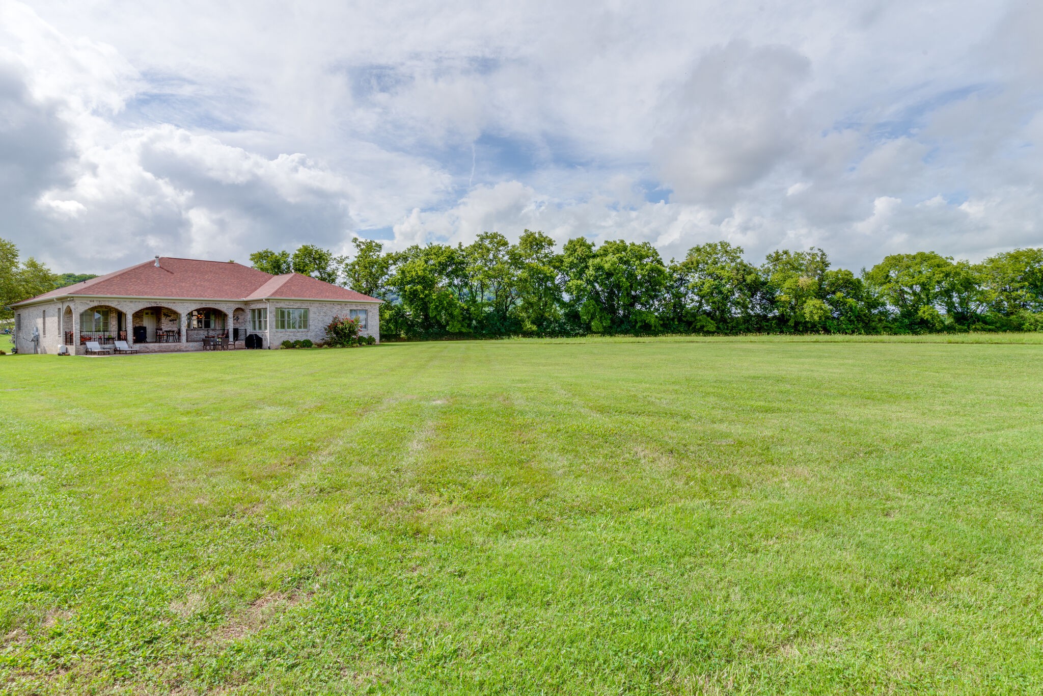 2133 Gorden Crossing Gallatin TN 37066