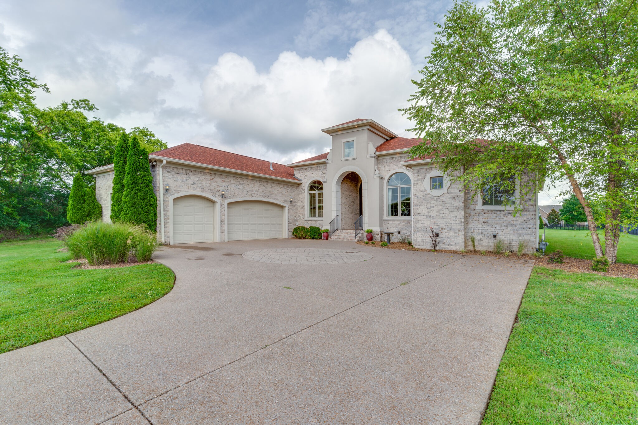 2133 Gorden Crossing Gallatin TN 37066