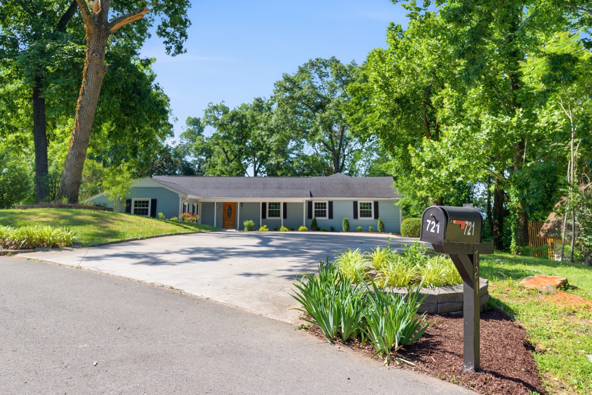 721 Stirrup Court Nashville TN 37221