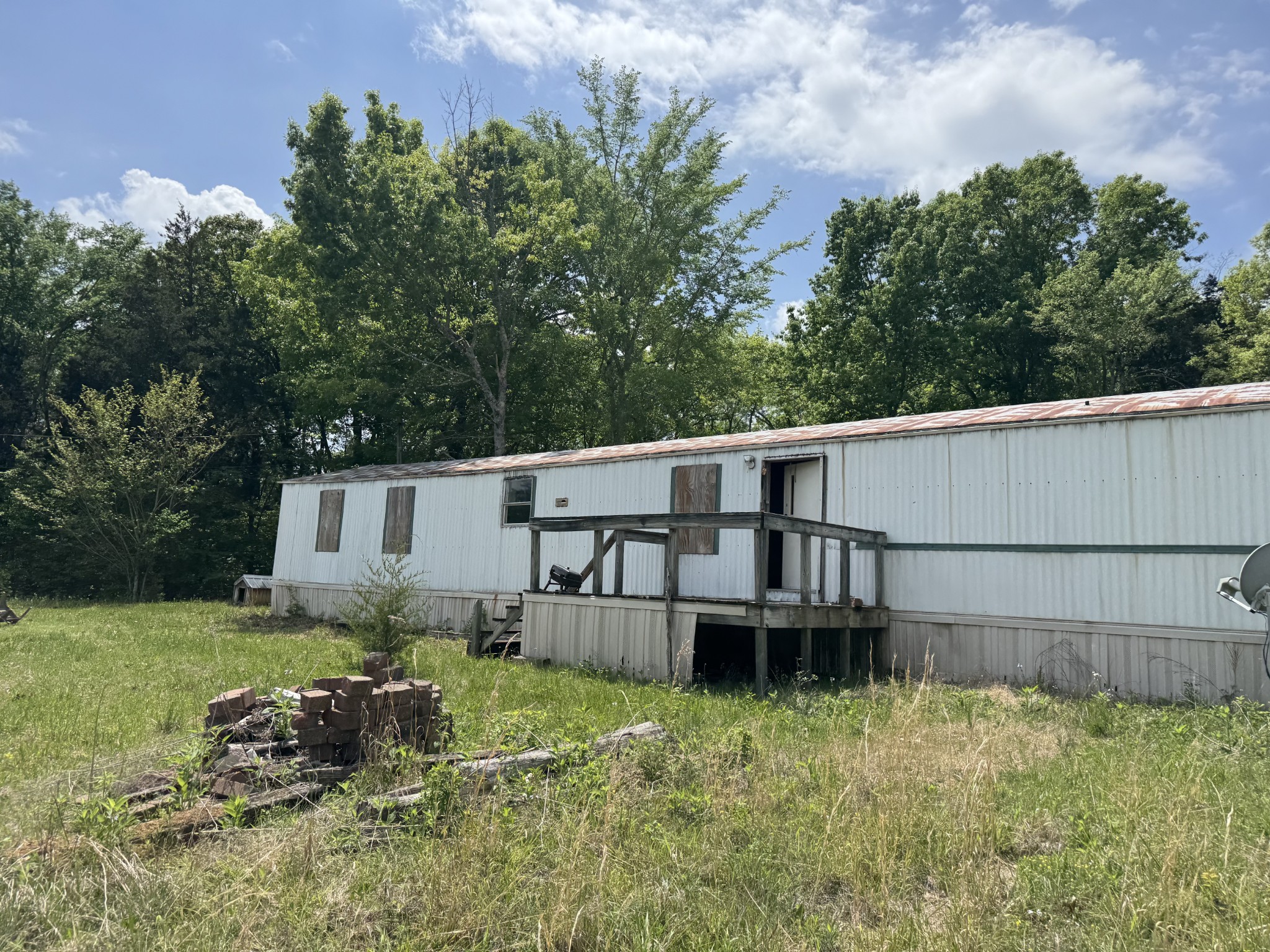 2099 Gentle Road Lewisburg TN 37091