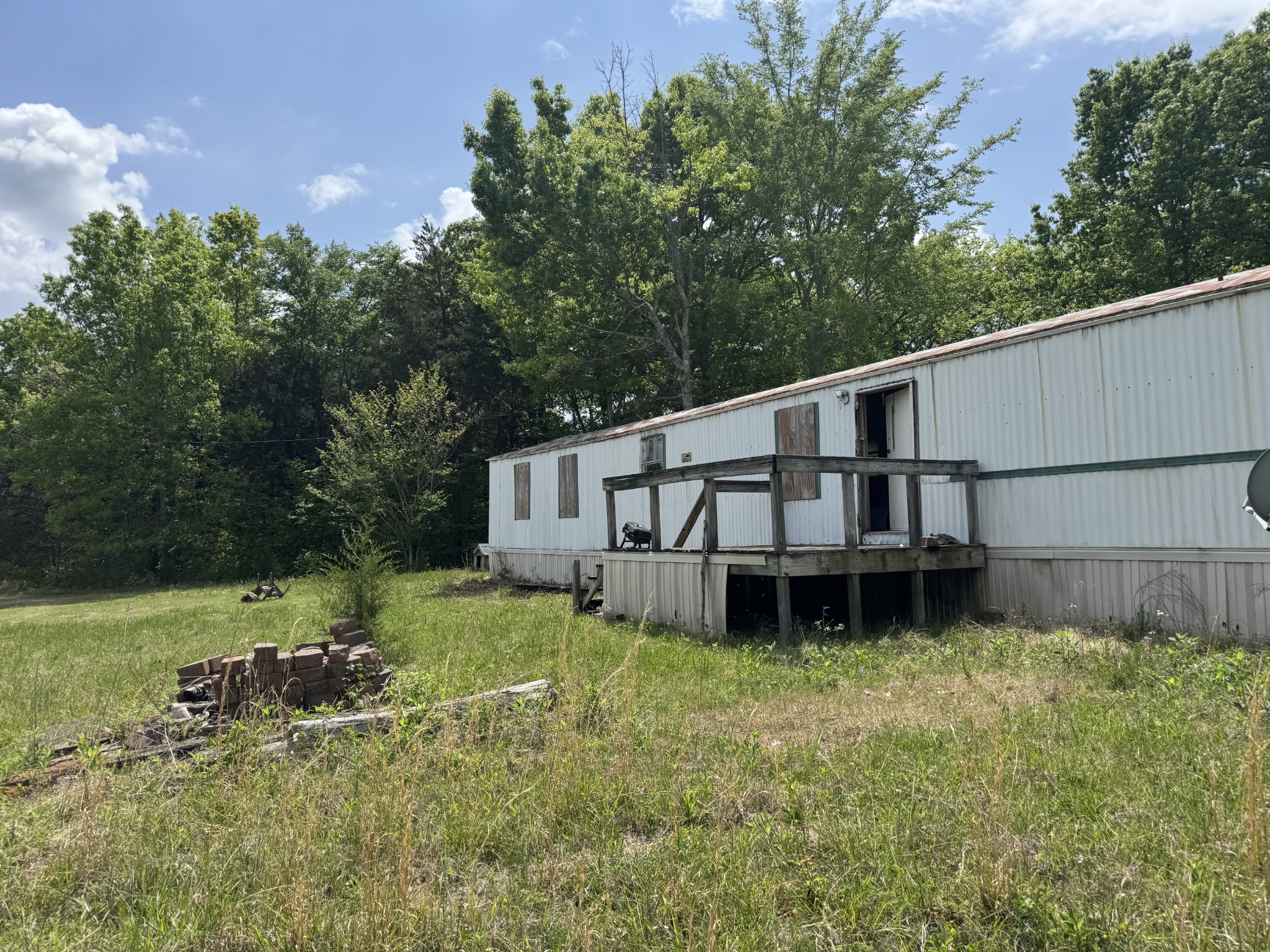 2099 Gentle Road Lewisburg TN 37091