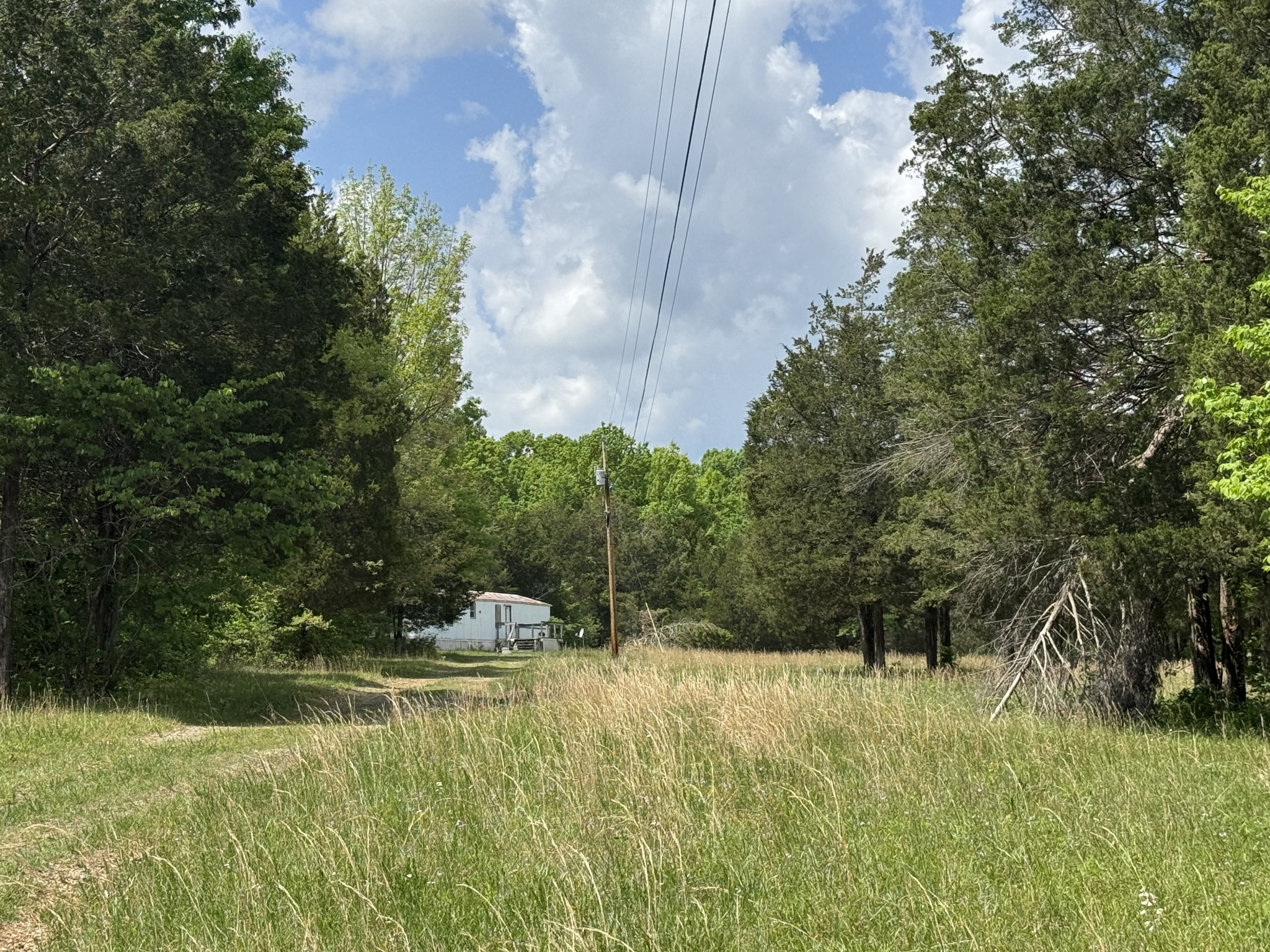 2099 Gentle Road Lewisburg TN 37091