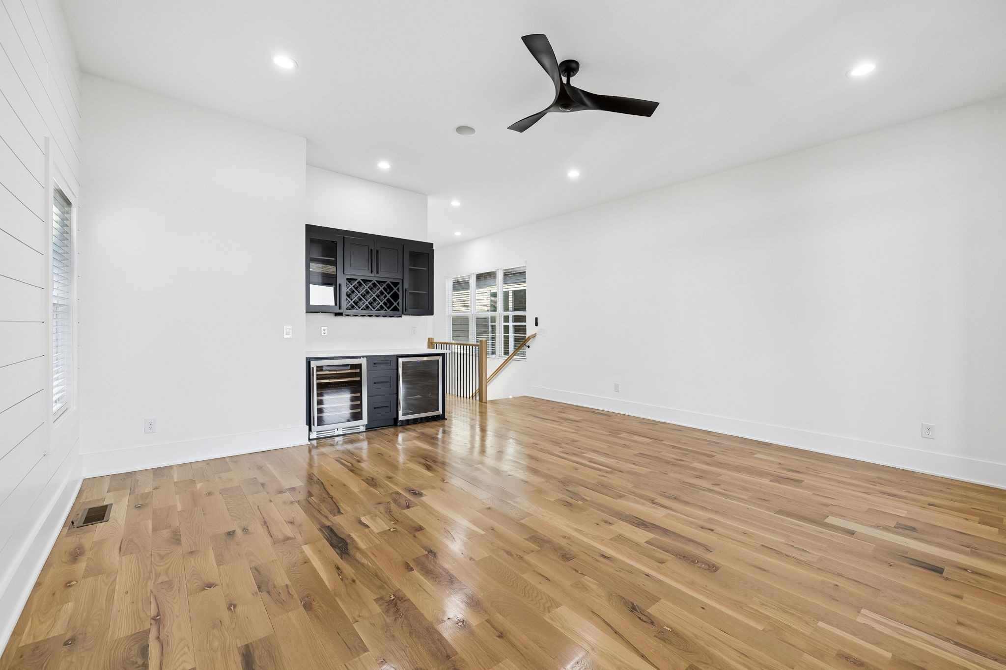 915 33rd Ave, N Nashville TN 37209