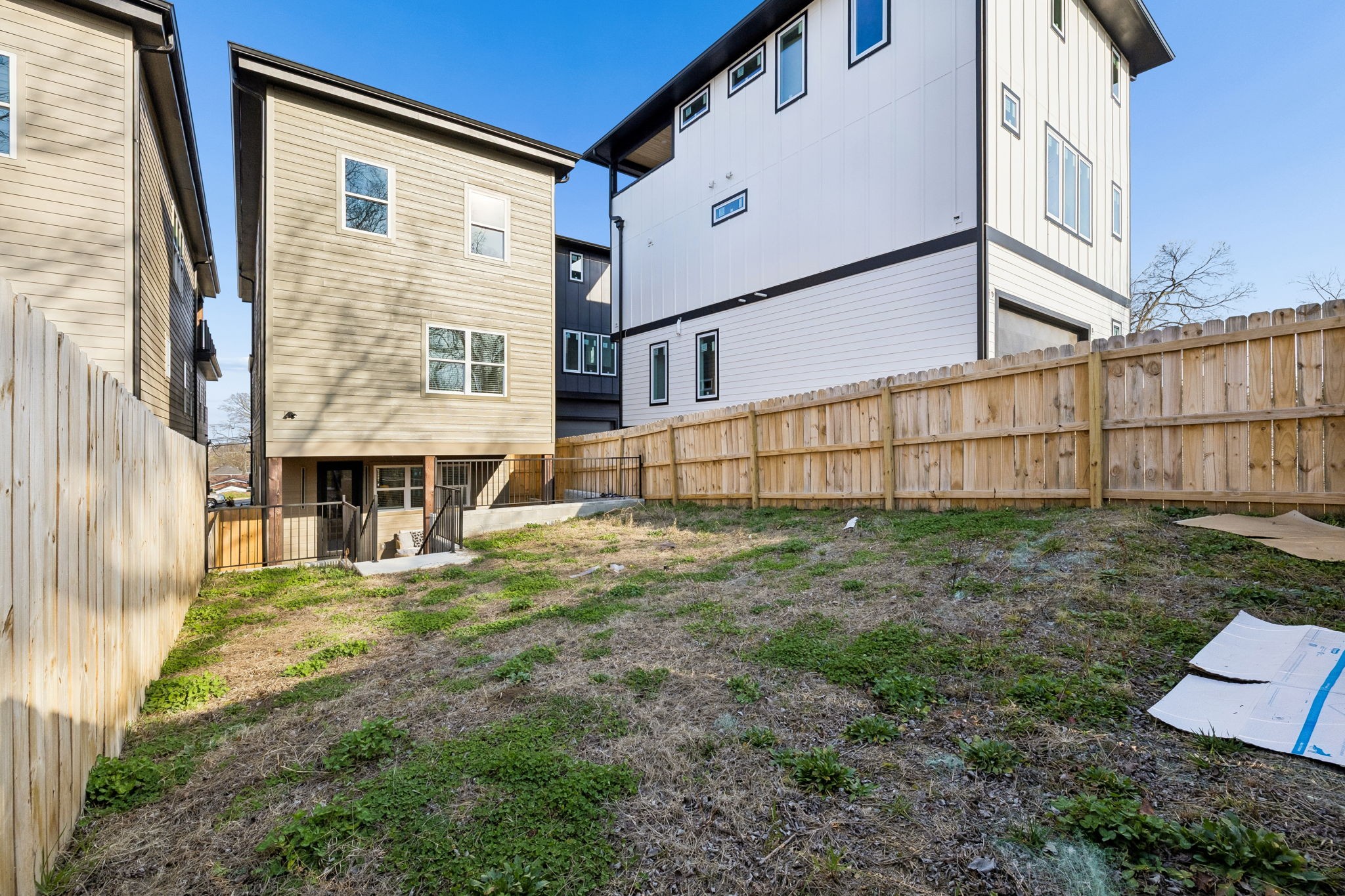 915 33rd Ave, N Nashville TN 37209