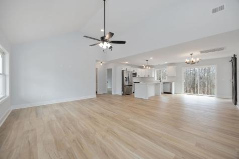 8283 Hoskins Hollow Road Westmoreland TN 37186