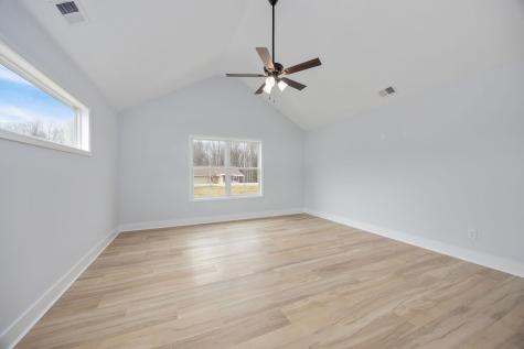 8283 Hoskins Hollow Road Westmoreland TN 37186