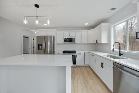 8283 Hoskins Hollow Road Westmoreland TN 37186