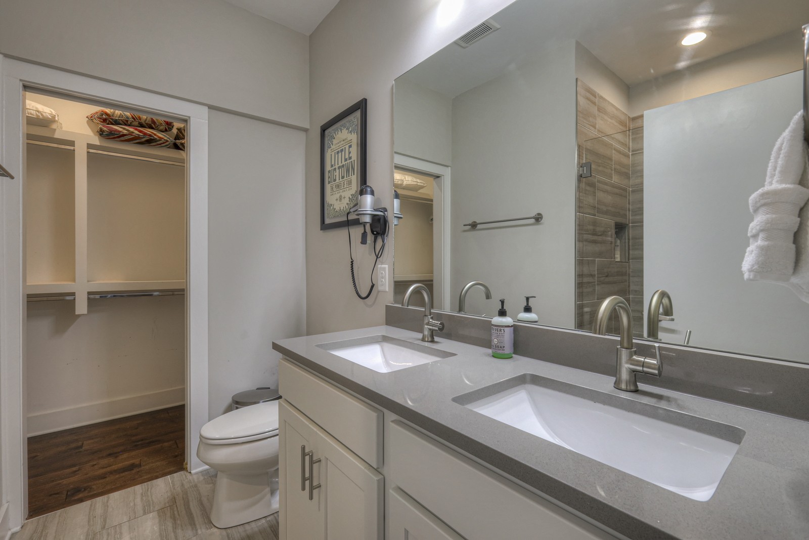 64 Fern Avenue Nashville TN 37207