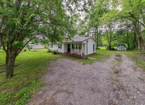 1689 Pleasant Ridge Road Huntland TN 37345