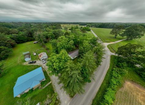 1689 Pleasant Ridge Road Huntland TN 37345