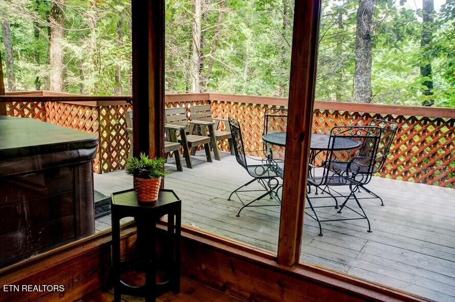 833 Stans Road Gatlinburg TN 37738