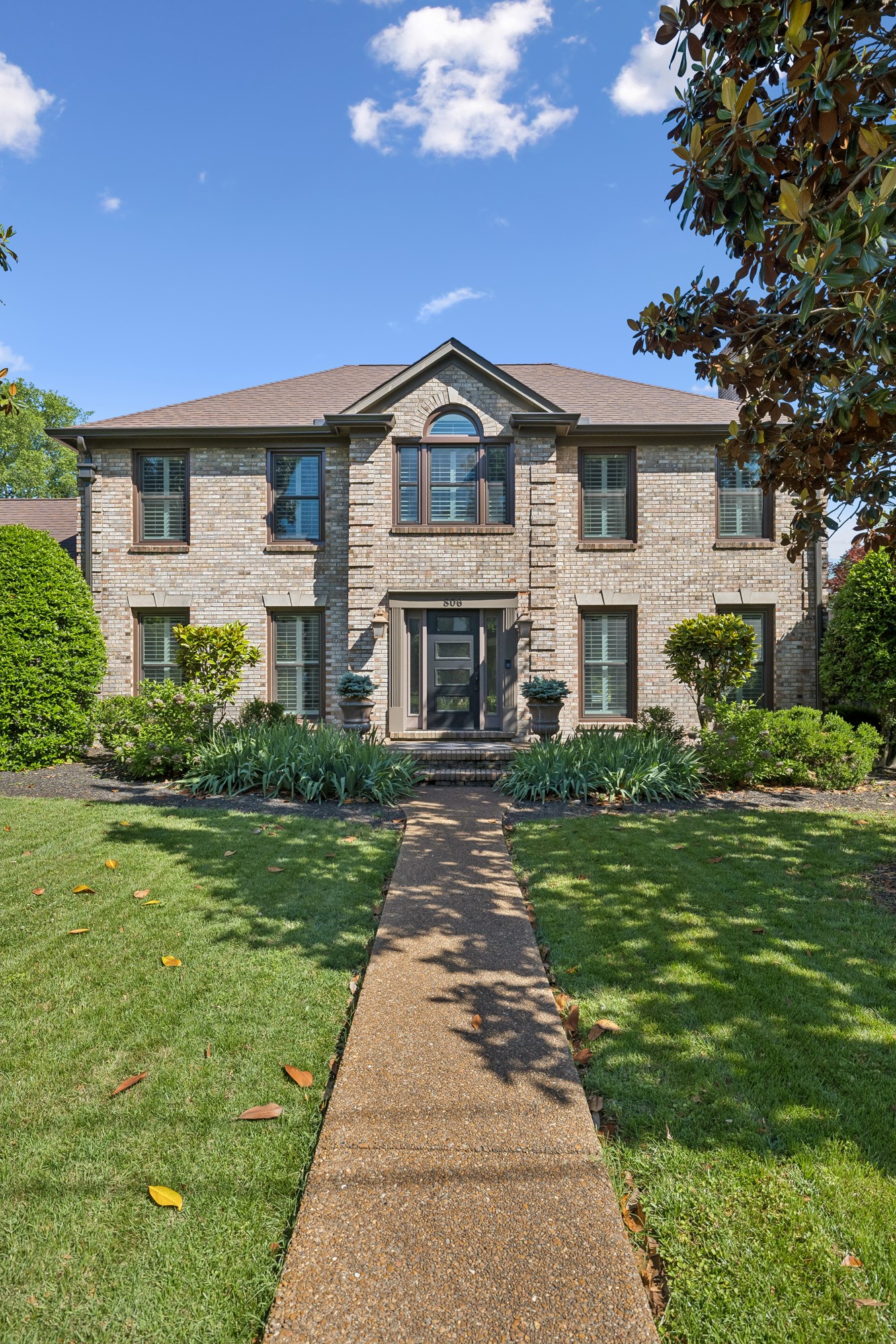 806 Greenbrier Drive Murfreesboro TN 37130