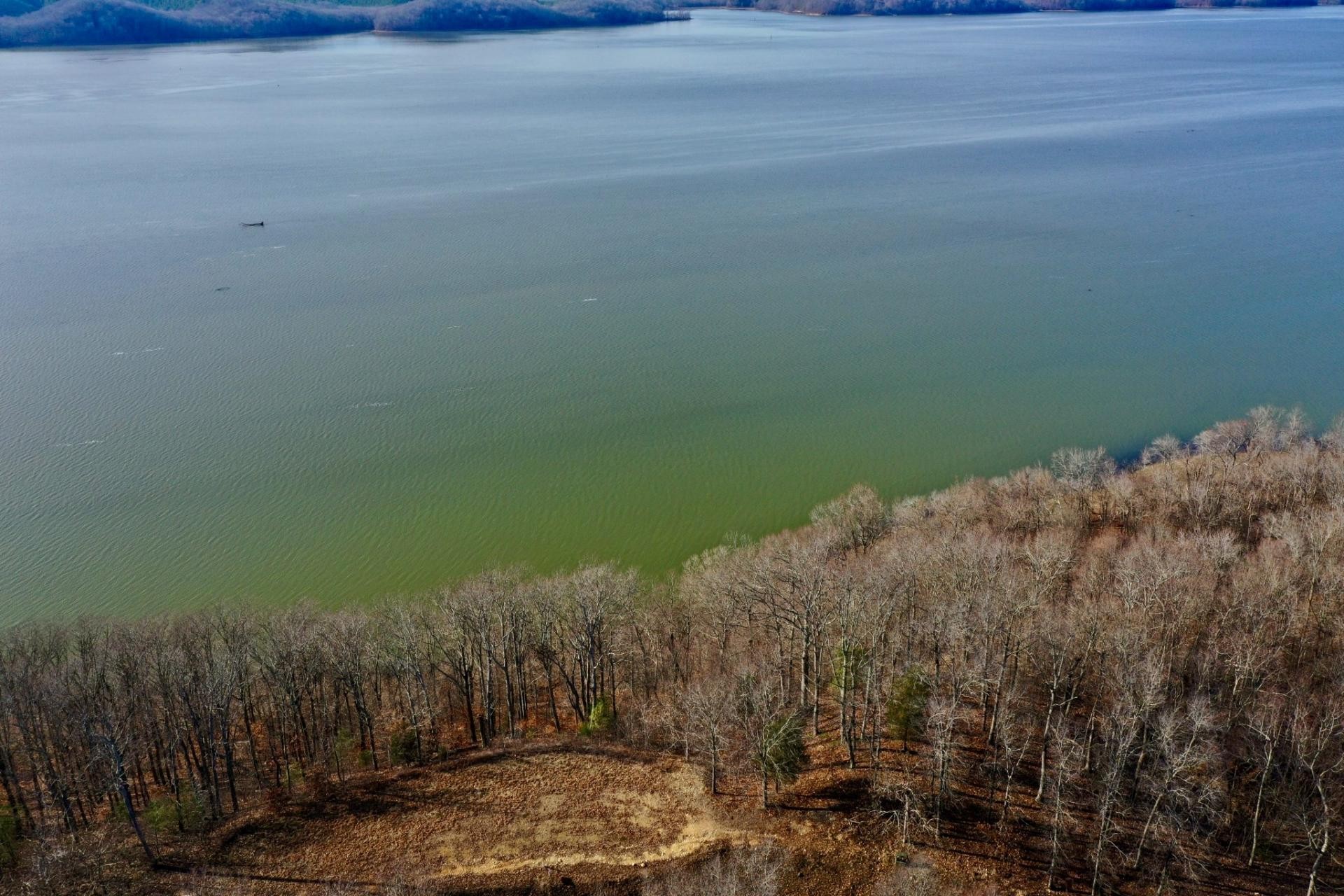 100 Sunset Ridge Waverly TN 37185