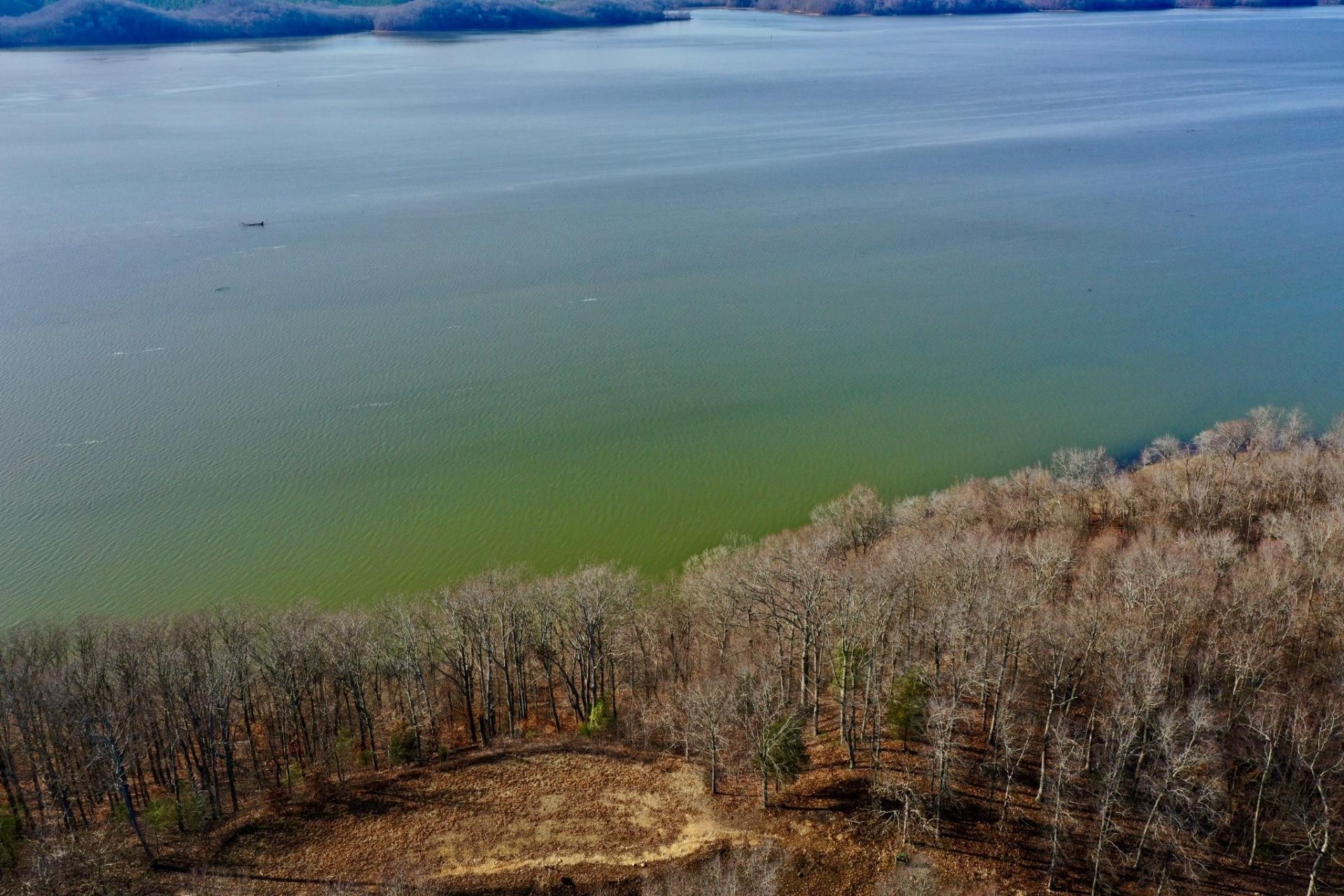 100 Sunset Ridge Waverly TN 37185