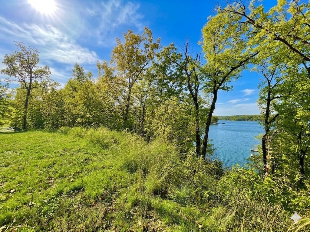 100 Sunset Ridge Waverly TN 37185