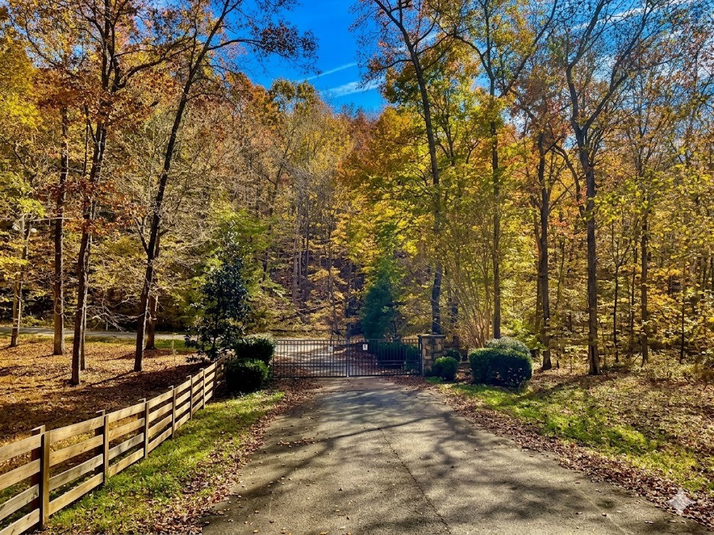 100 Sunset Ridge Waverly TN 37185