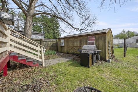 209 Hodges St, N Cowan TN 37318