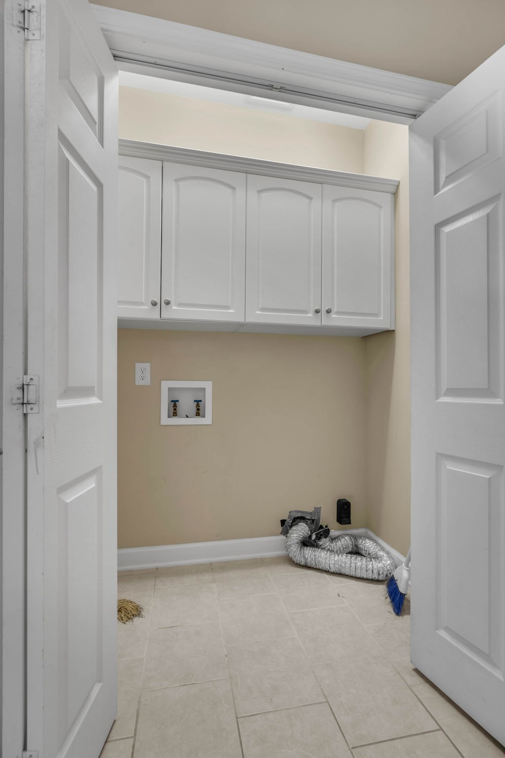 2555 Leeville Pike Lebanon TN 37090