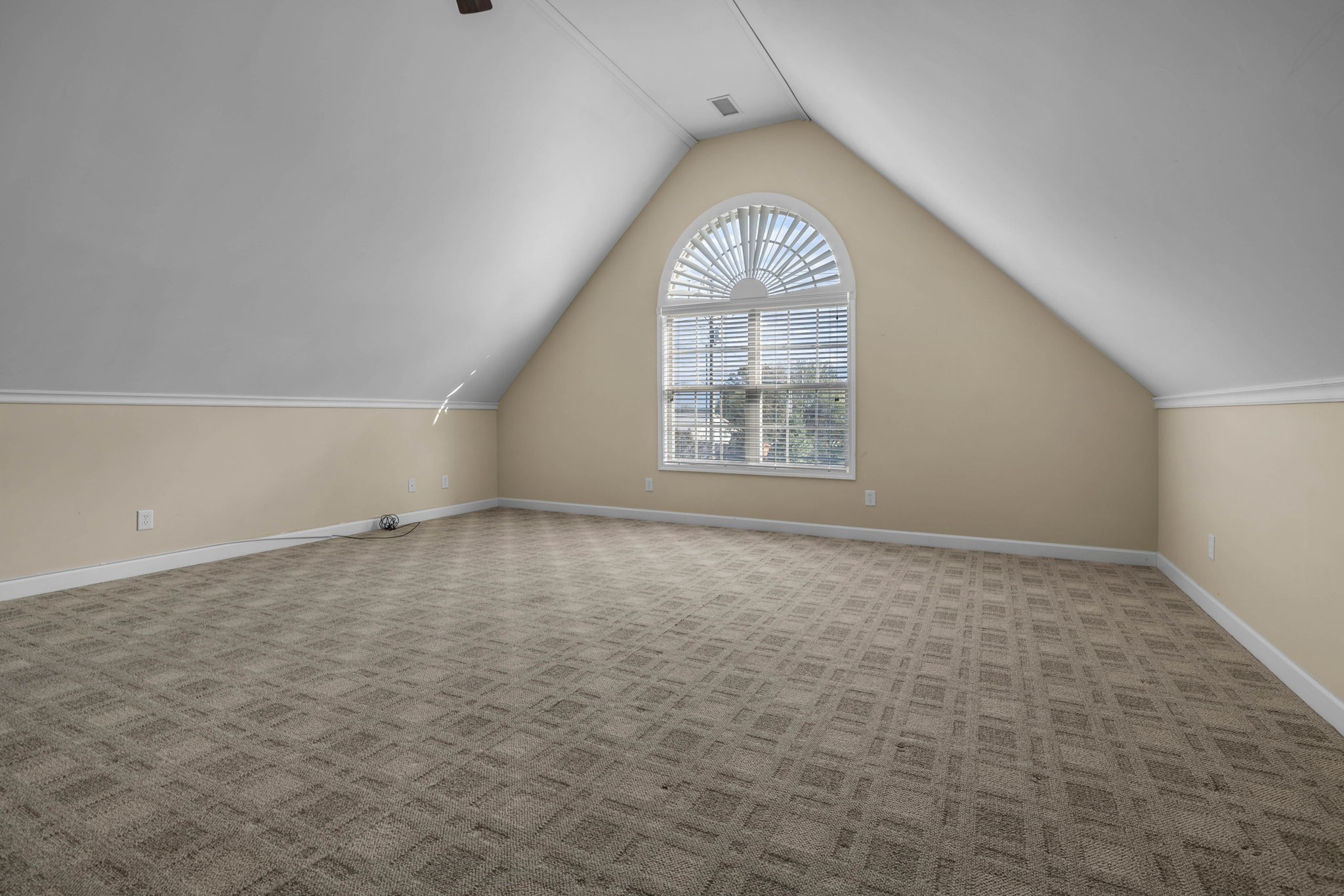 2555 Leeville Pike Lebanon TN 37090