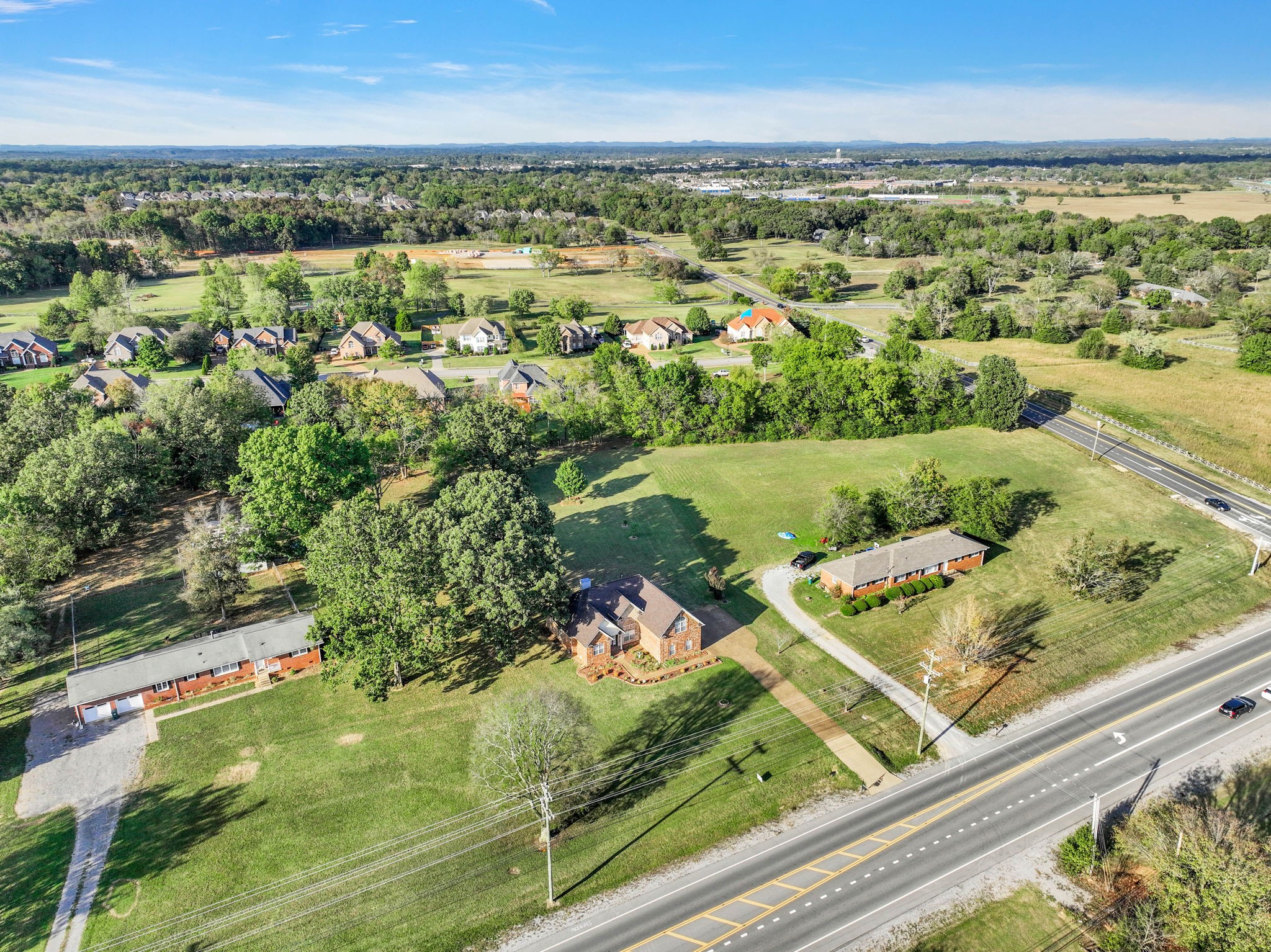 2555 Leeville Pike Lebanon TN 37090