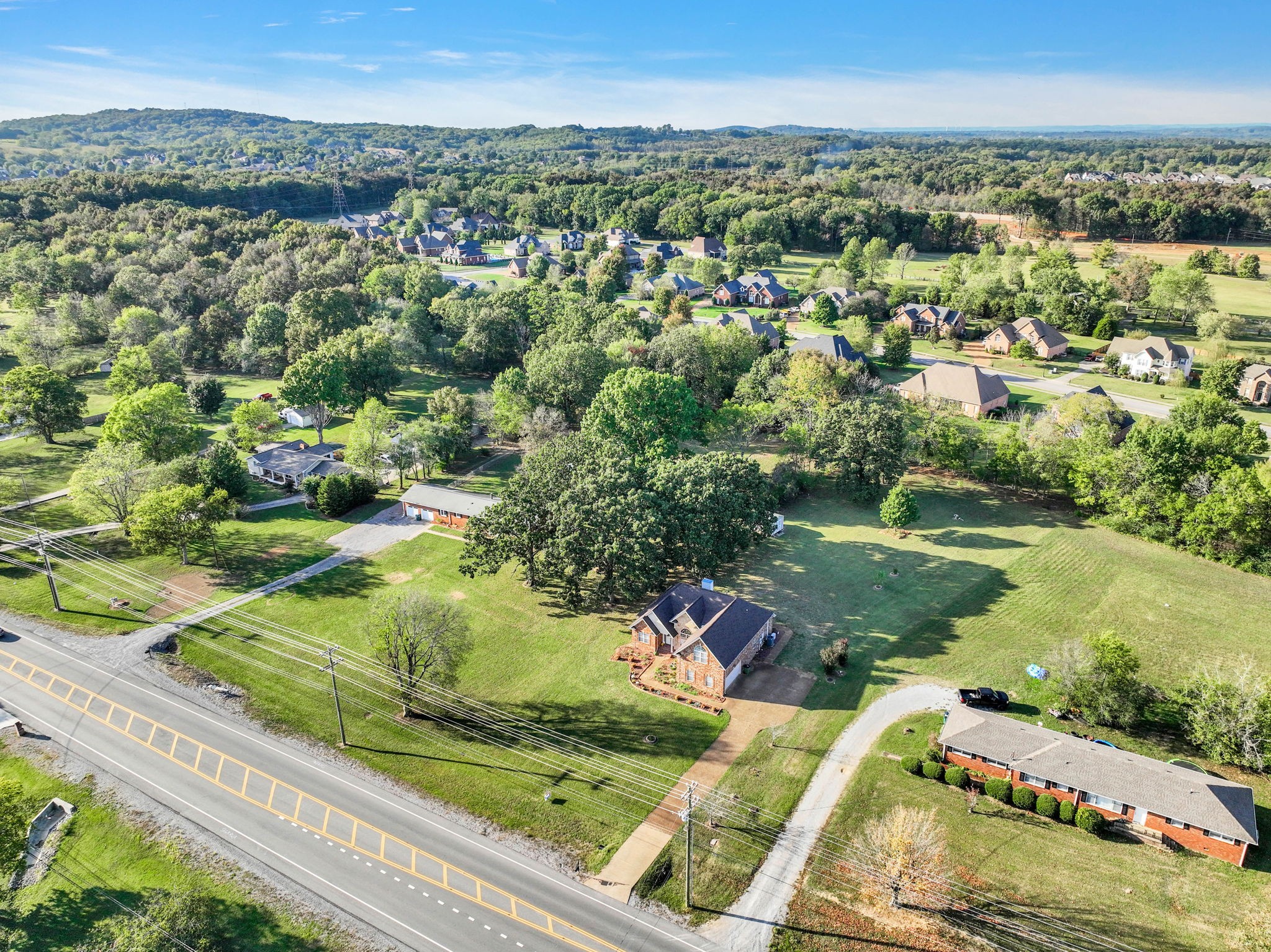 2555 Leeville Pike Lebanon TN 37090