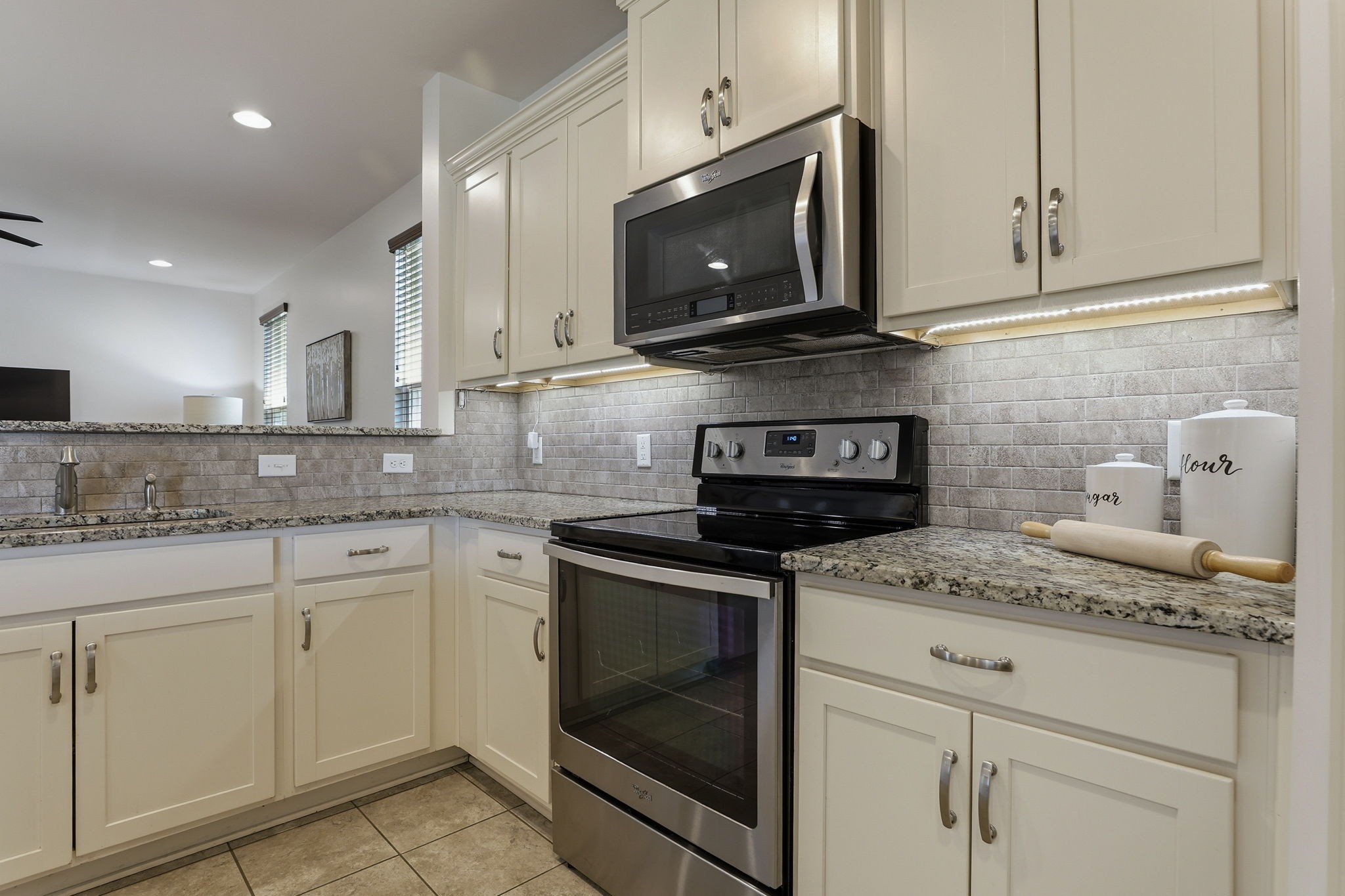 1928 Stonewater Drive Hermitage TN 37076