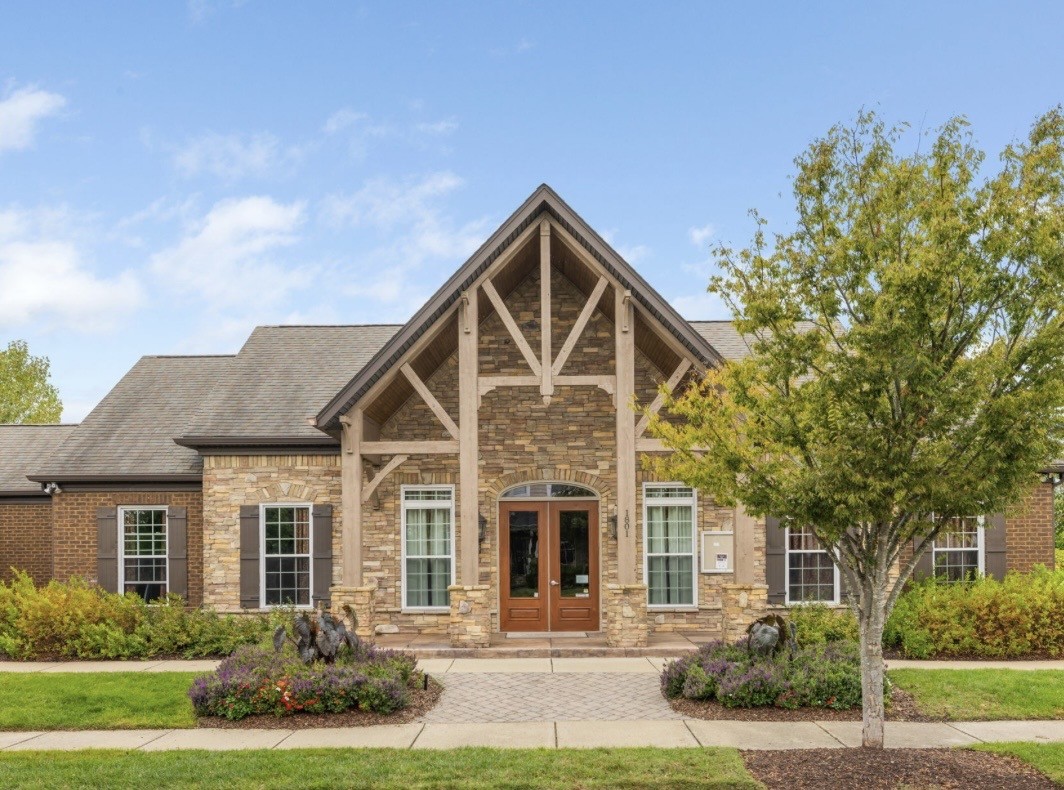 1928 Stonewater Drive Hermitage TN 37076
