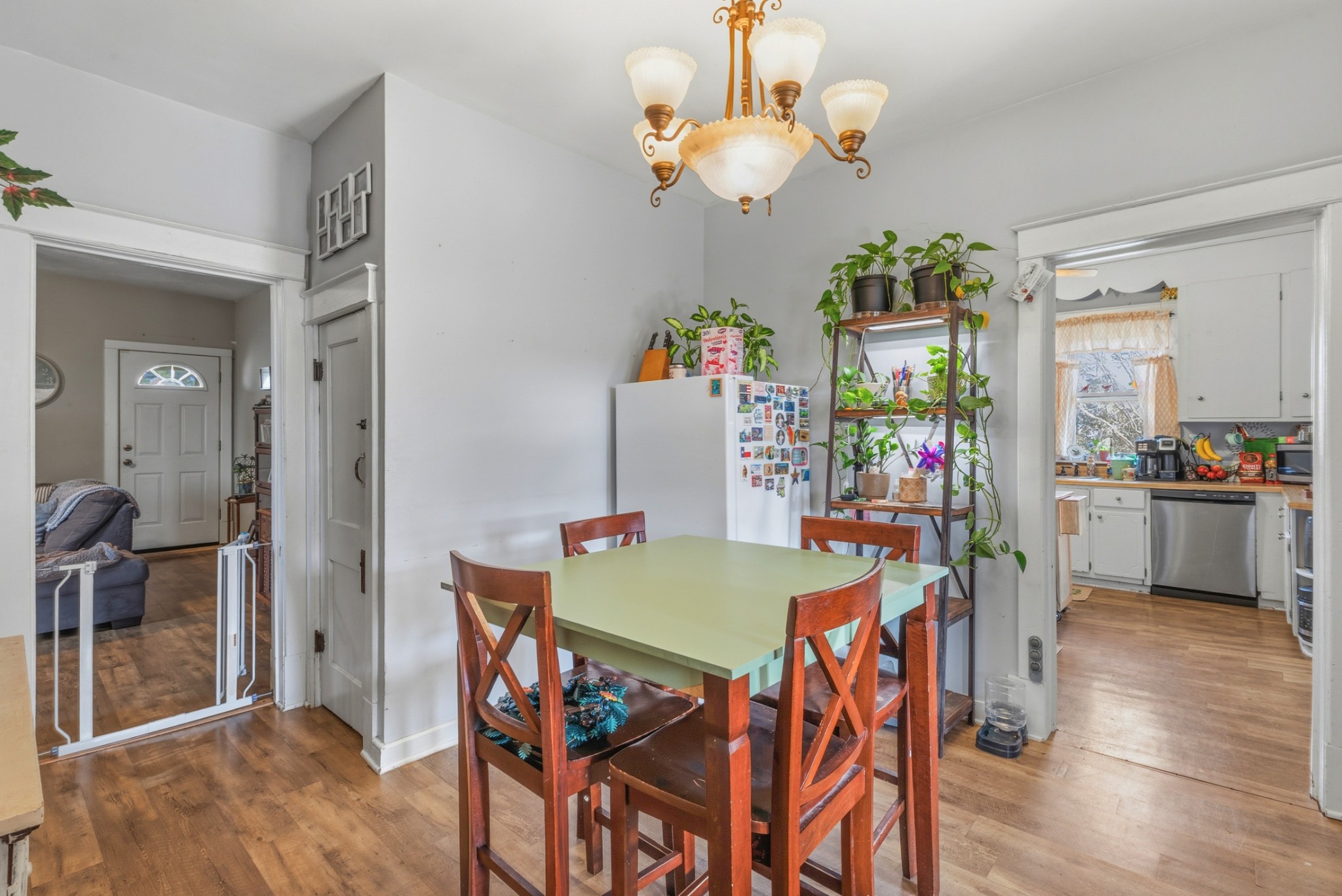 141 Long St, W Mc Ewen TN 37101