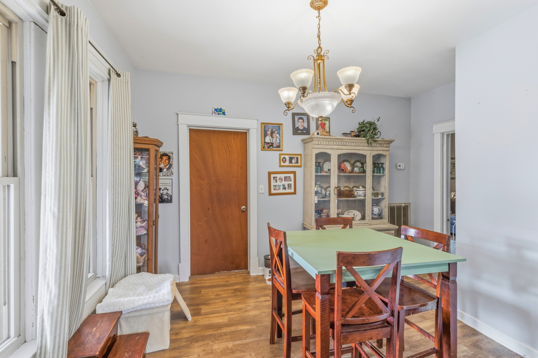 141 Long St, W Mc Ewen TN 37101