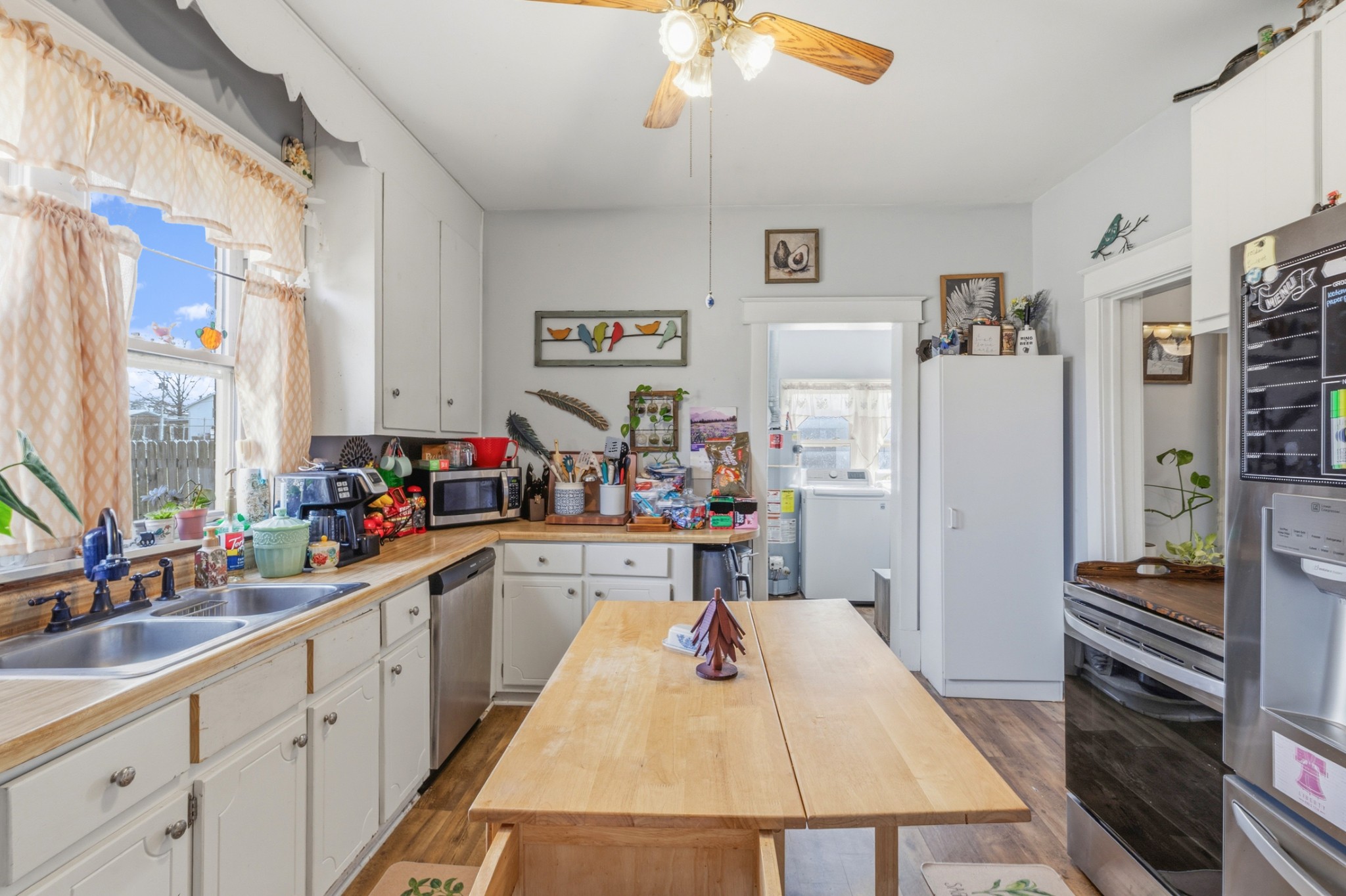 141 Long St, W Mc Ewen TN 37101
