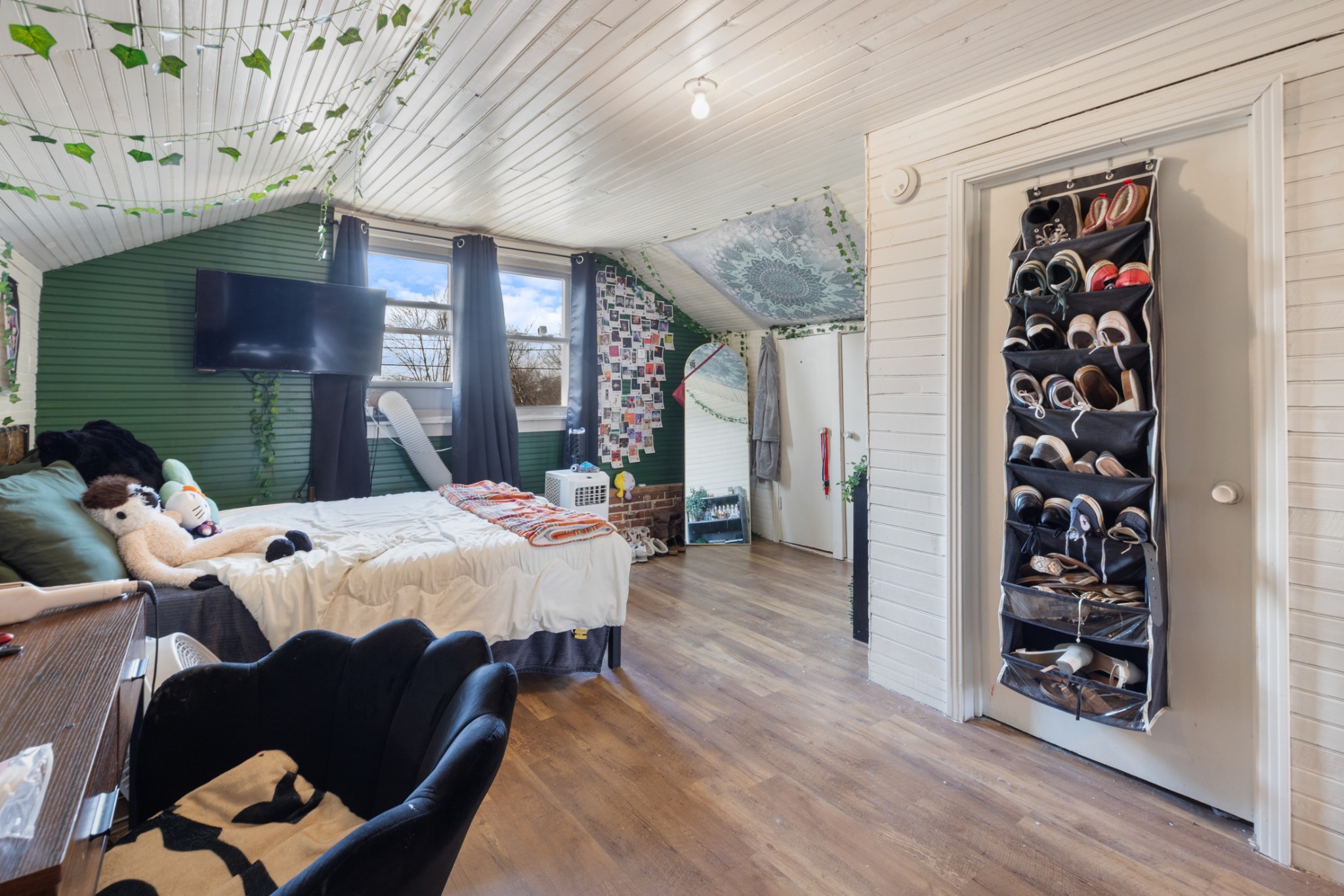 141 Long St, W Mc Ewen TN 37101