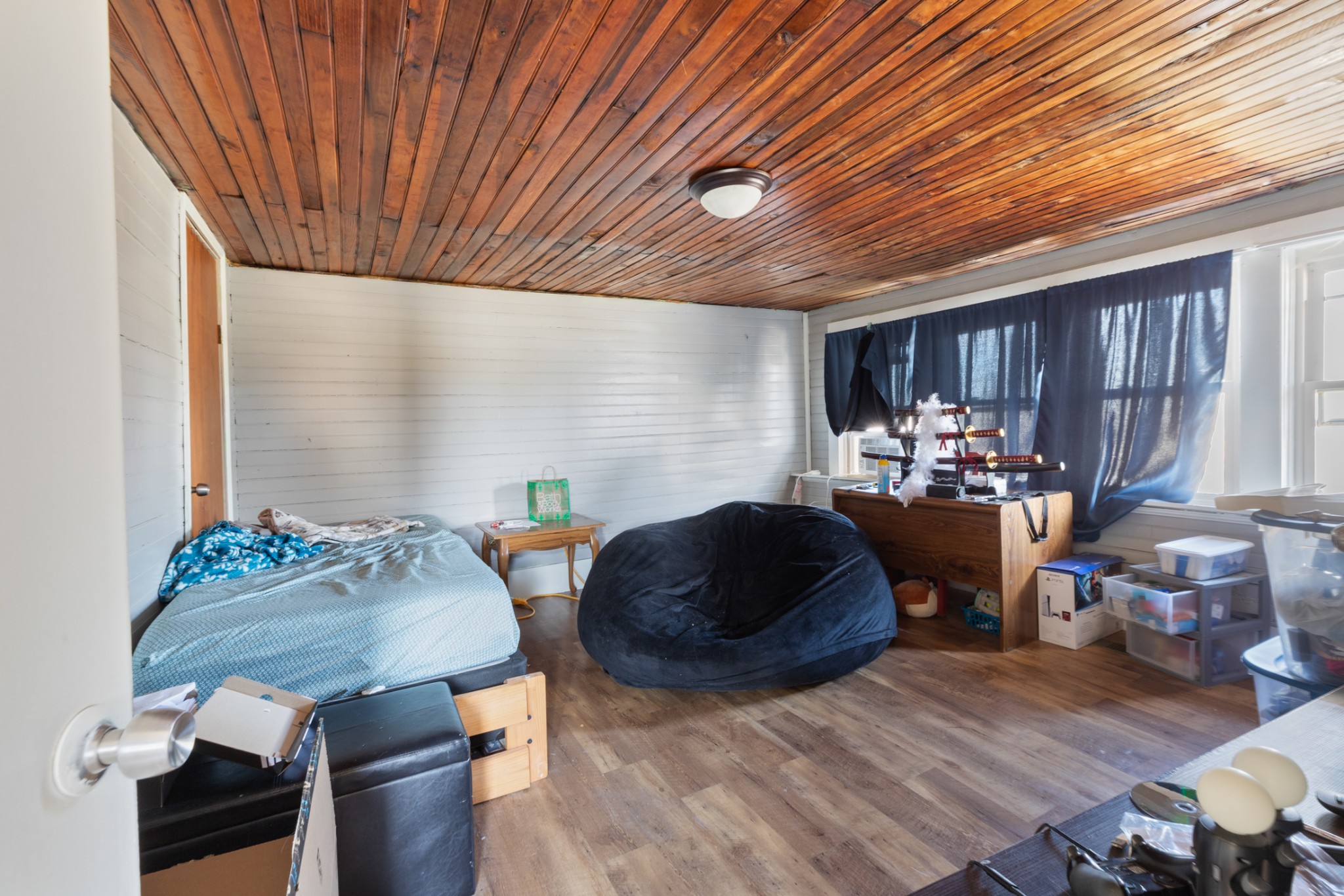 141 Long St, W Mc Ewen TN 37101