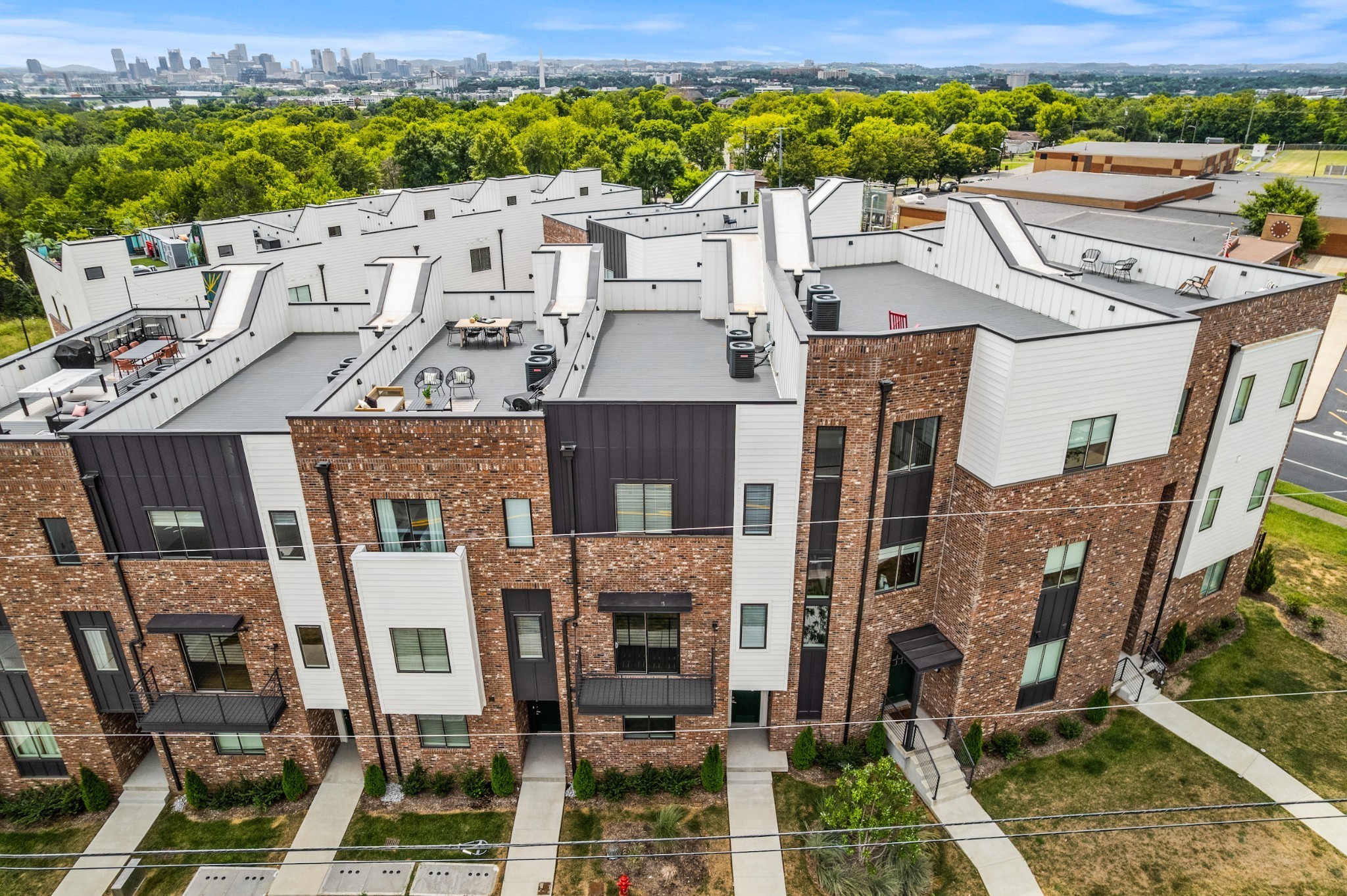 496 W Trinity Lane Nashville TN 37207