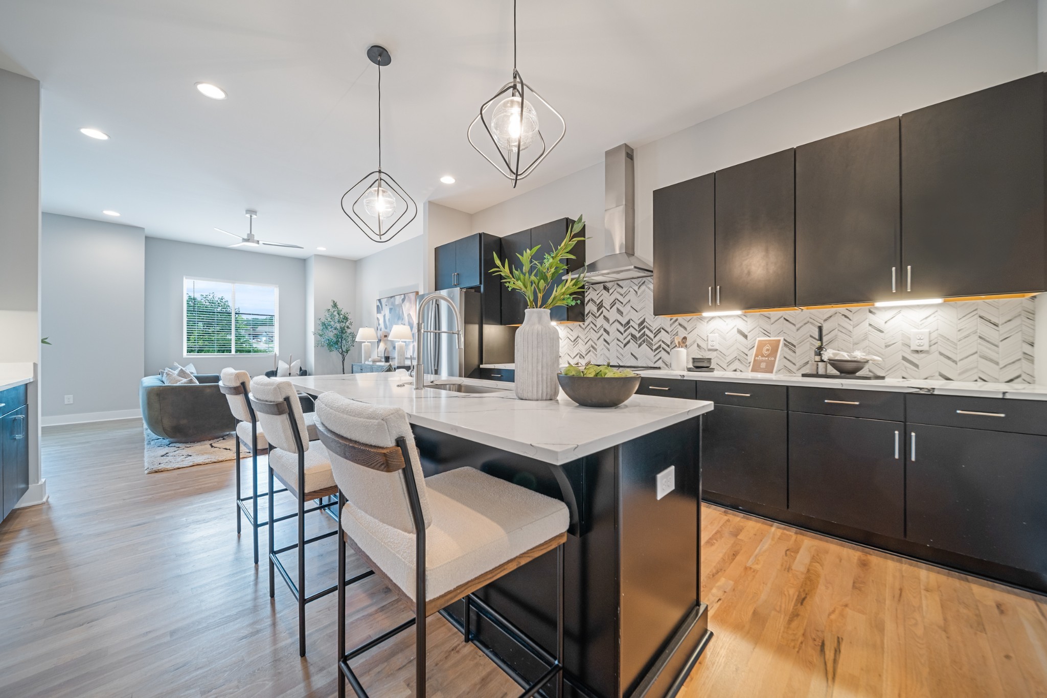496 W Trinity Lane Nashville TN 37207