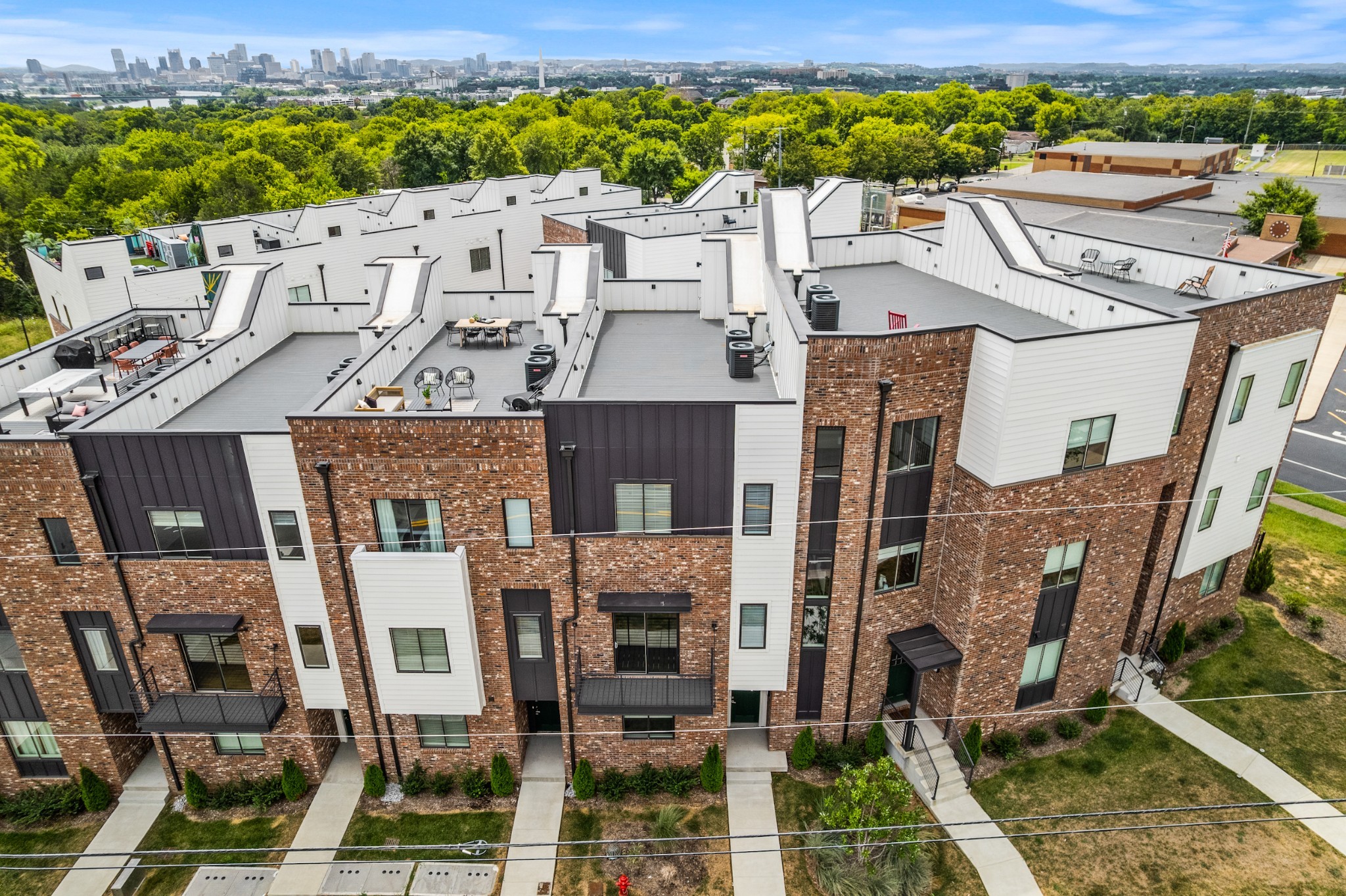 496 W Trinity Lane Nashville TN 37207