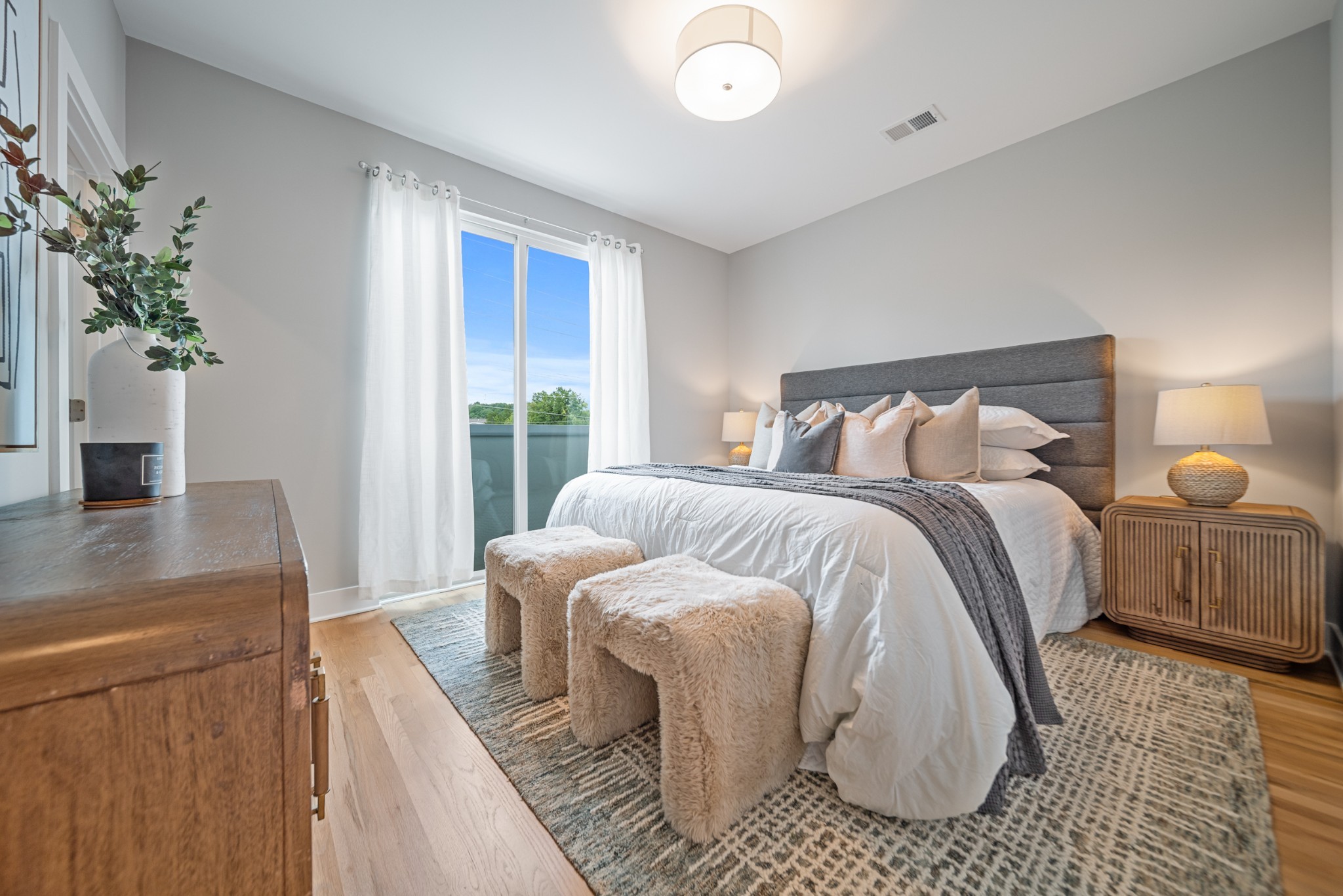 496 W Trinity Lane Nashville TN 37207