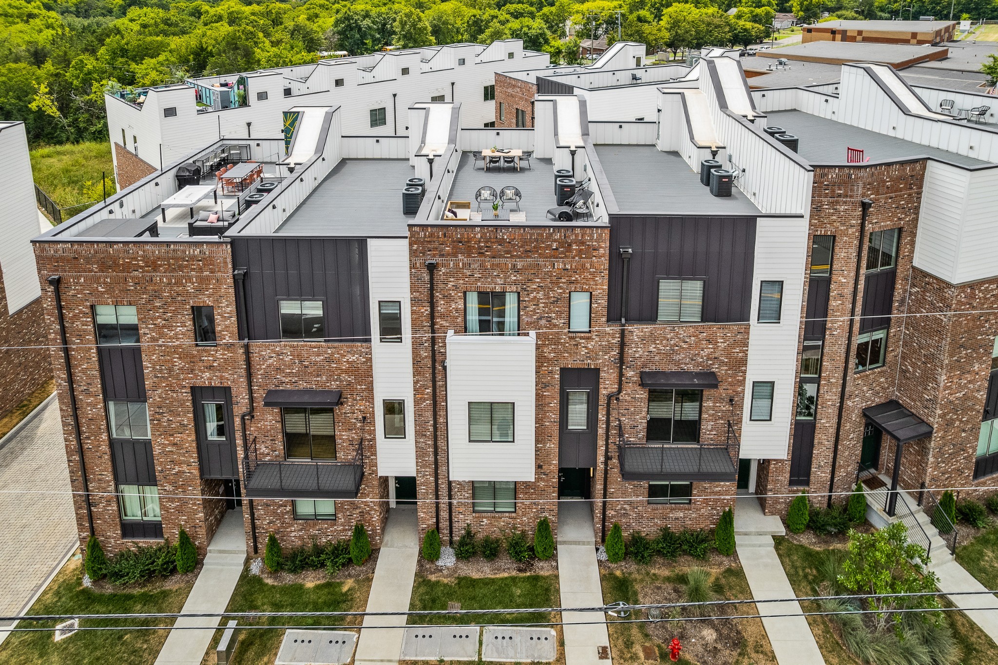 496 W Trinity Lane Nashville TN 37207