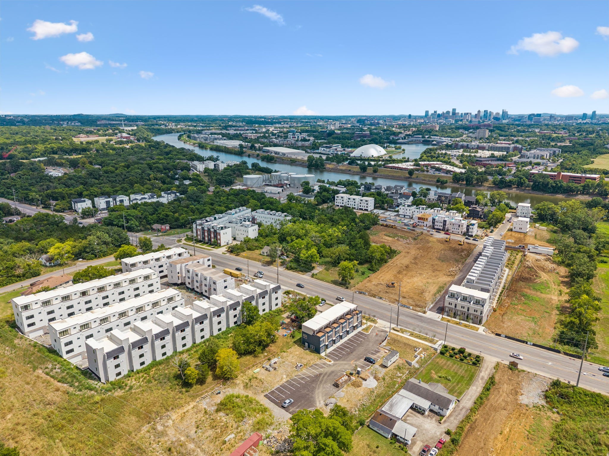 1015 W Trinity Lane Nashville TN 37218