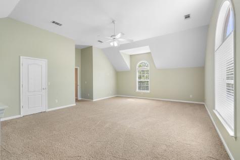 1034 Ridglea Drive Burns TN 37029