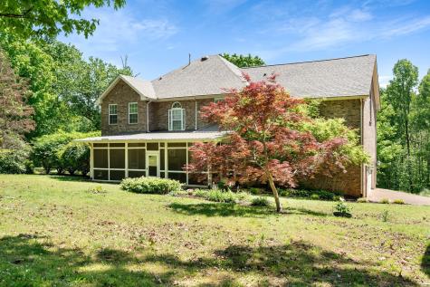 1034 Ridglea Drive Burns TN 37029