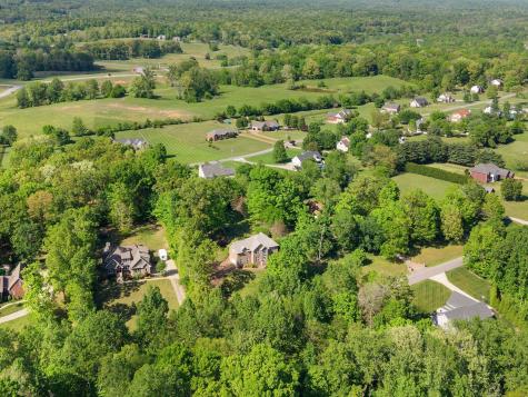 1034 Ridglea Drive Burns TN 37029