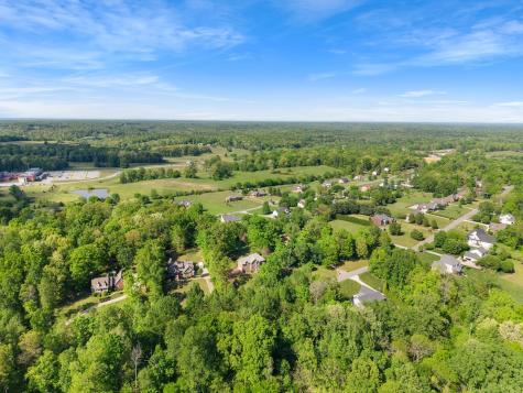 1034 Ridglea Drive Burns TN 37029